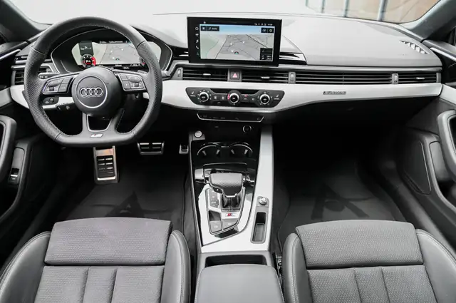 Audi S5 view 10
