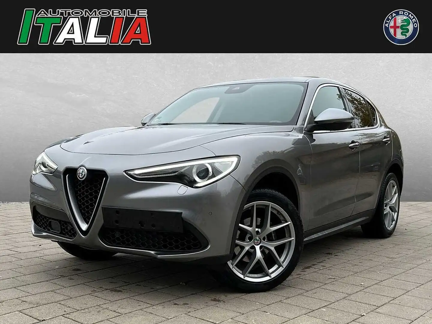 Alfa Romeo Stelvio First Edition 2.0 Turbo Q4 Grey - 1