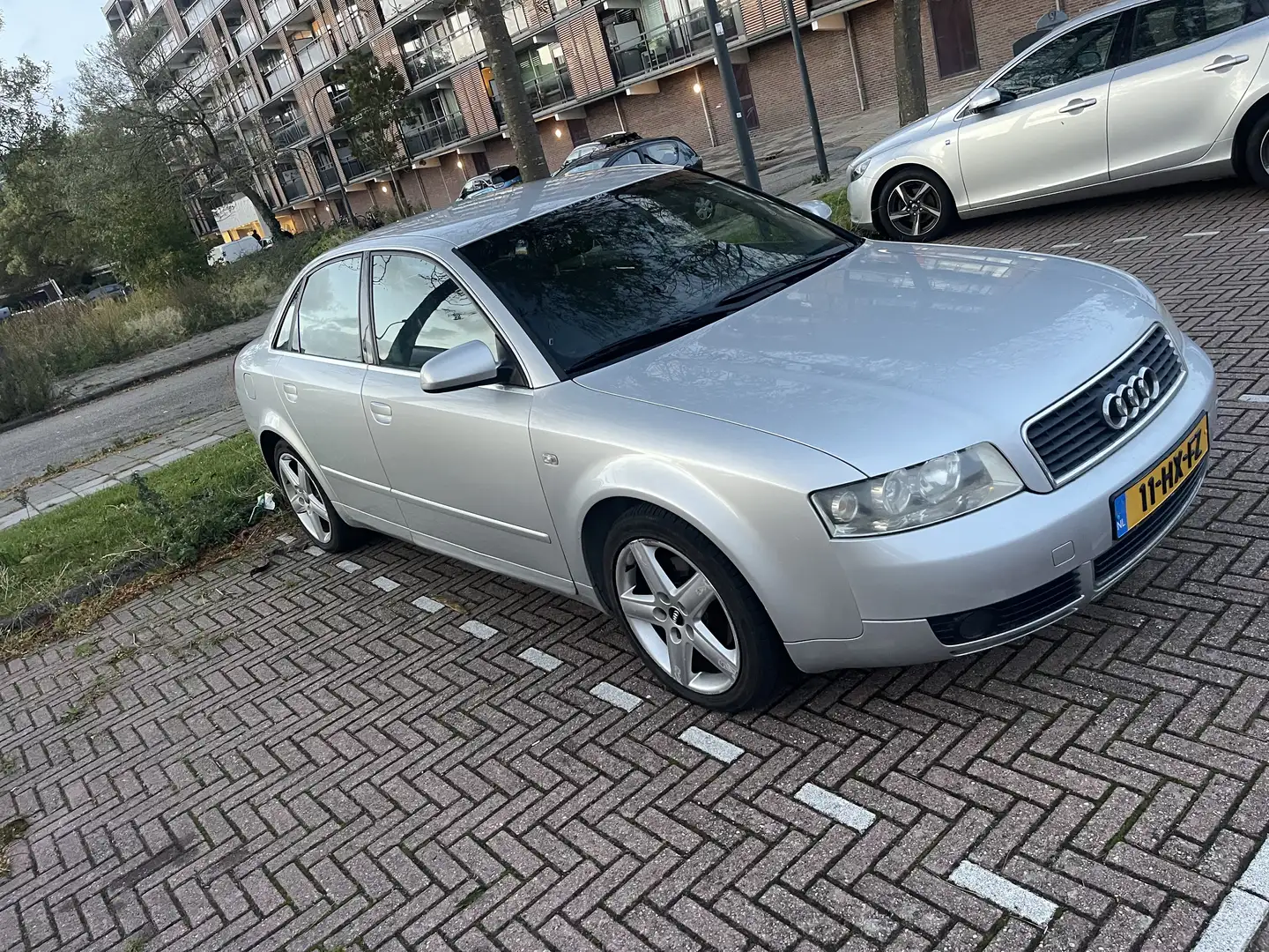 Audi A4 2.0 FSI - 2