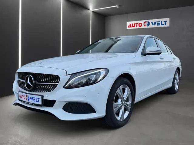 Mercedes-Benz C 200 C200 CGI Aut. LED Navi Tempomat Sitzheizung PDC