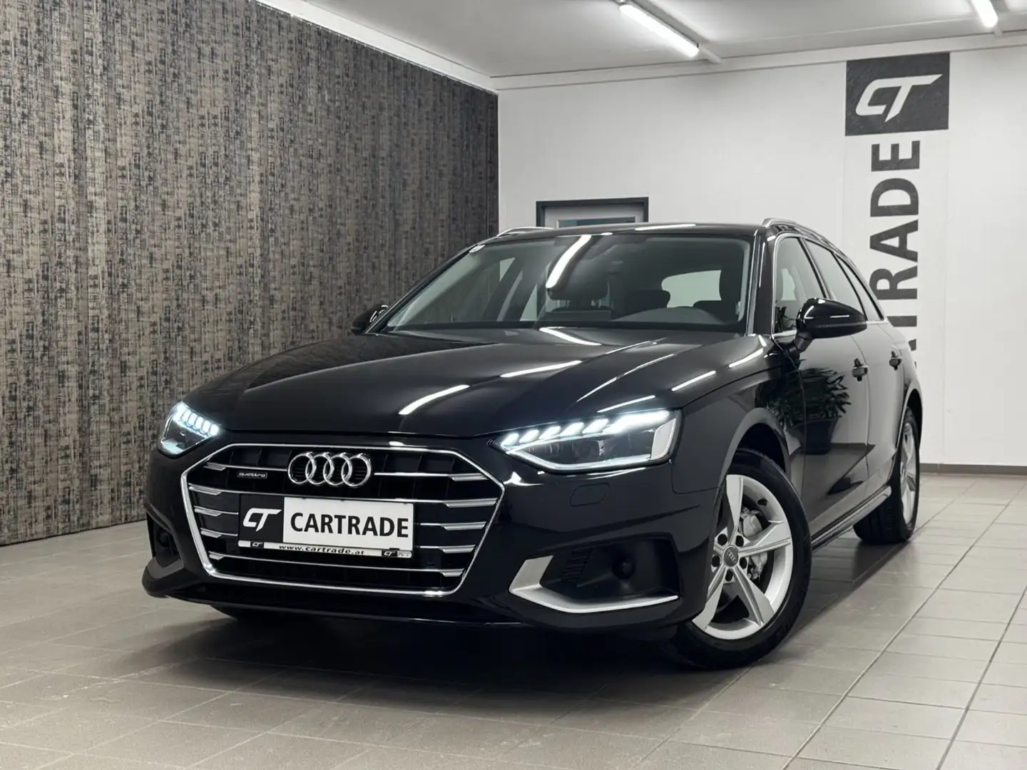 Audi A4 40 quattro 2.0 TDI advanced Schwarz - 1
