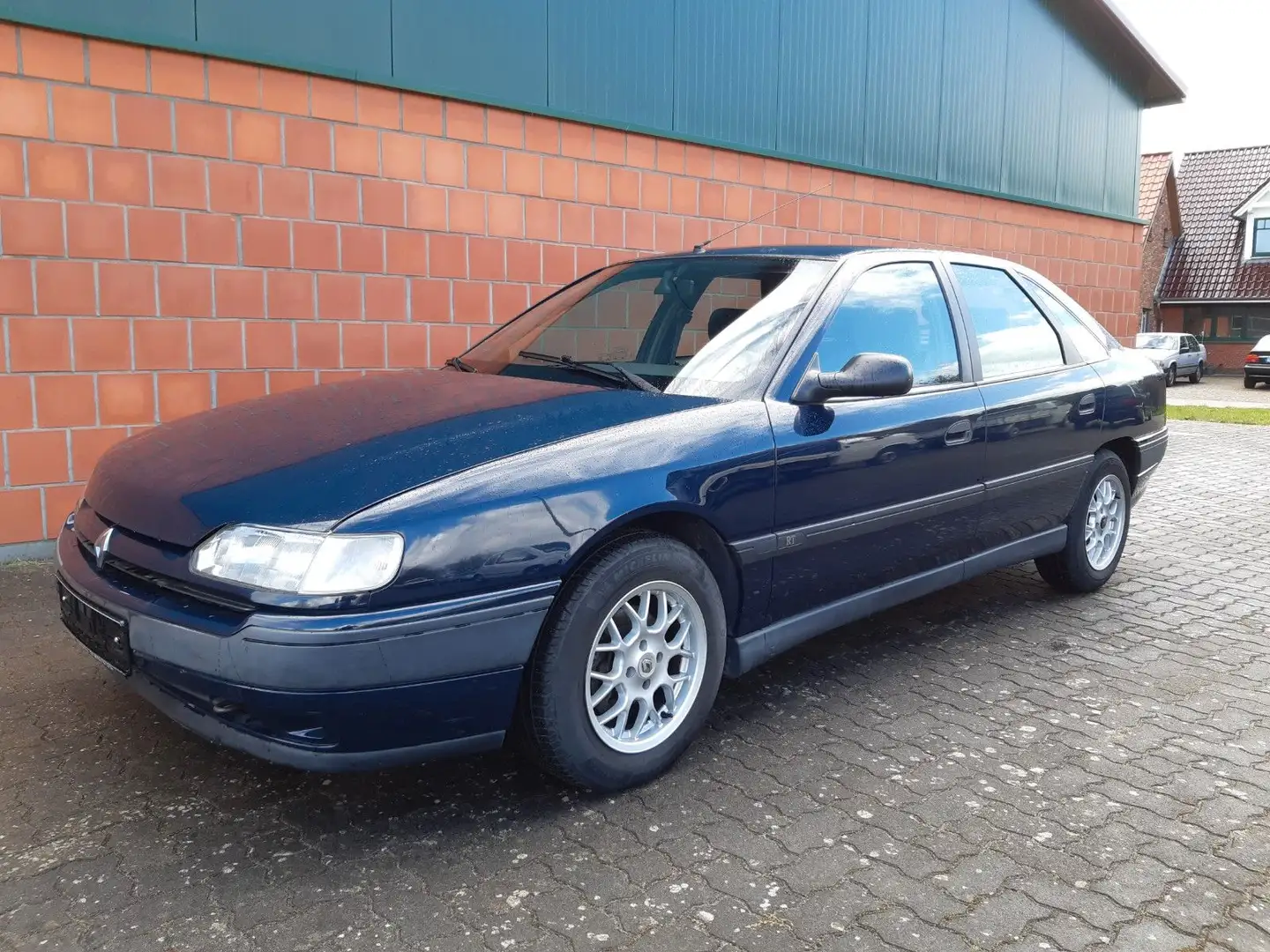 Renault Safrane 2.0i - erst 75900 Km- super Zustand Blau - 1