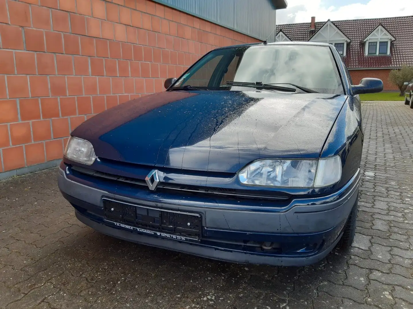 Renault Safrane 2.0i - erst 75900 Km- super Zustand Blau - 2