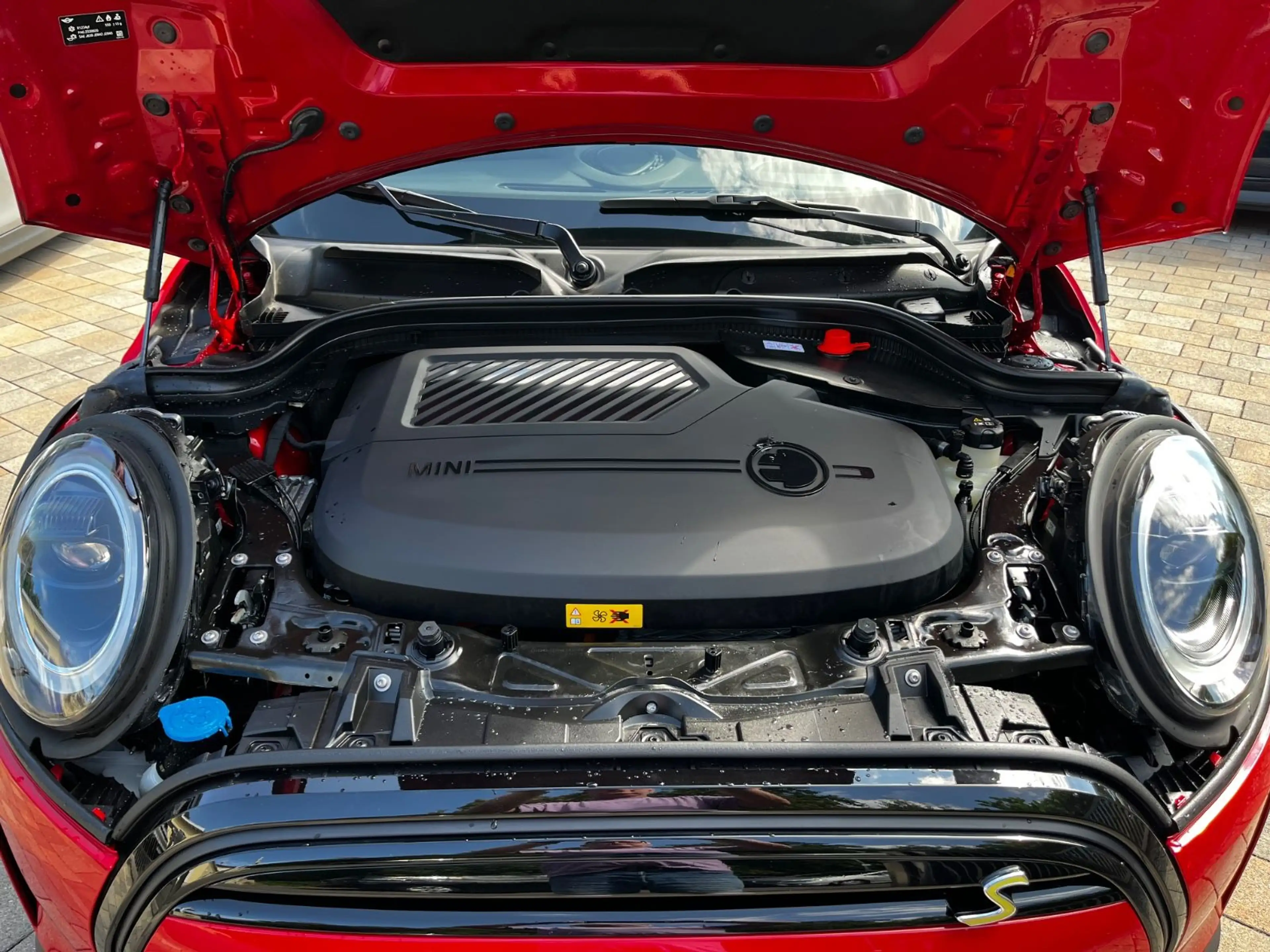 MINI Cooper SE Pano HUD Navi LED KAM DAB H/K Kom — photo 4