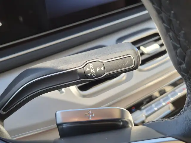 Mercedes-Benz Gle Class view 10