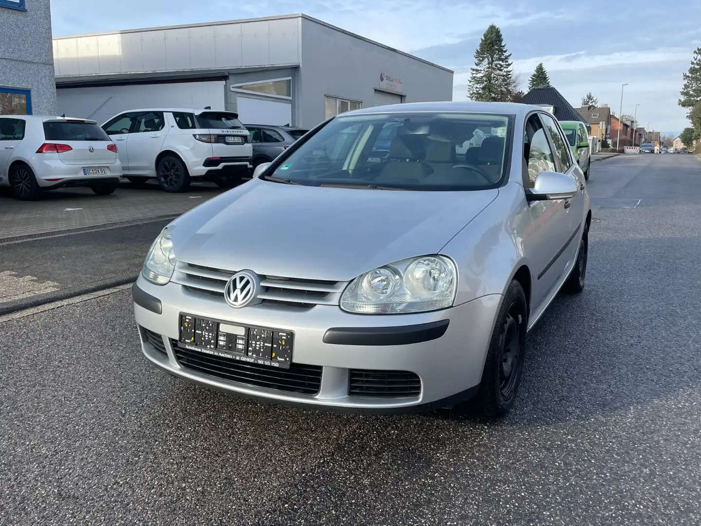 Volkswagen Golf V Lim. Trendline Silber - 2