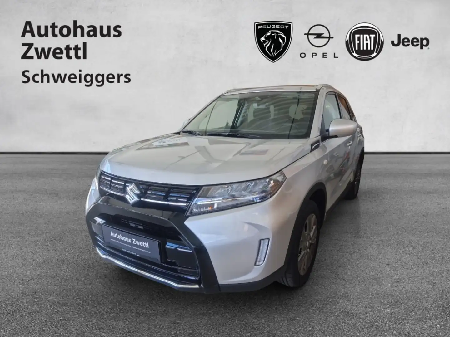 Suzuki Vitara 1.4 HYBRID 6AT shine Silber - 1