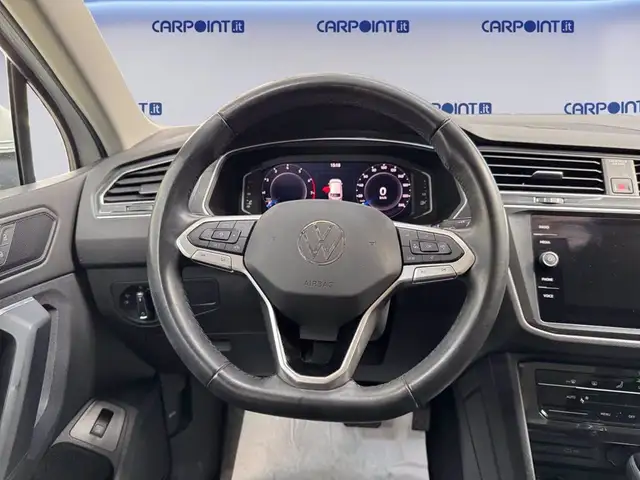 Volkswagen Tiguan view 14