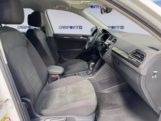 Volkswagen Tiguan view 17