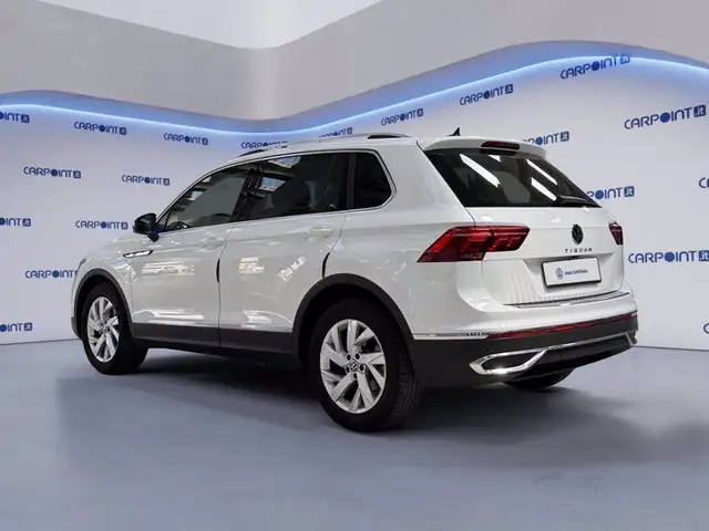 Volkswagen Tiguan view 5