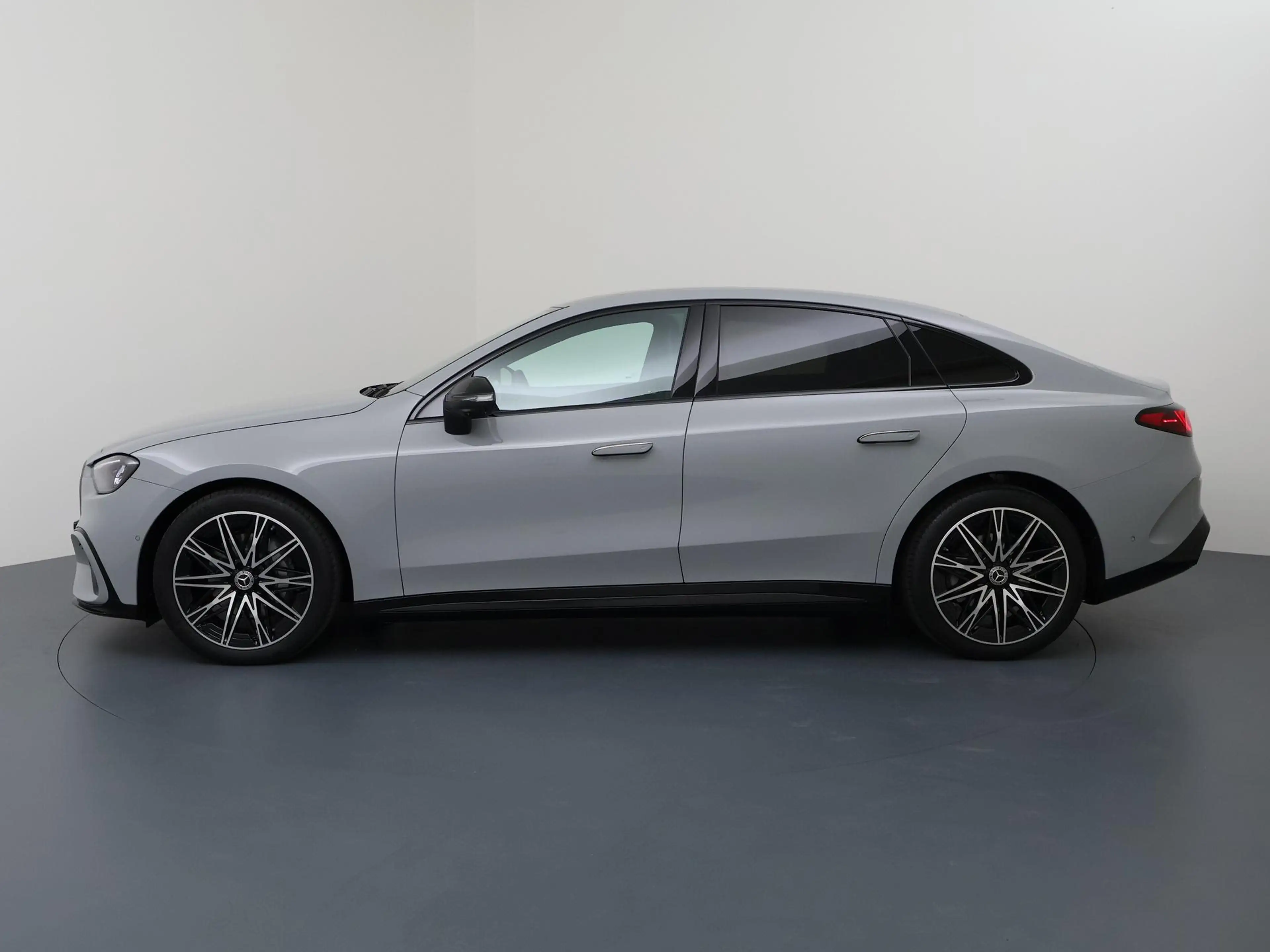 Mercedes-Benz C 400 4MATIC Business Solution AMG 94 kWh — photo 5