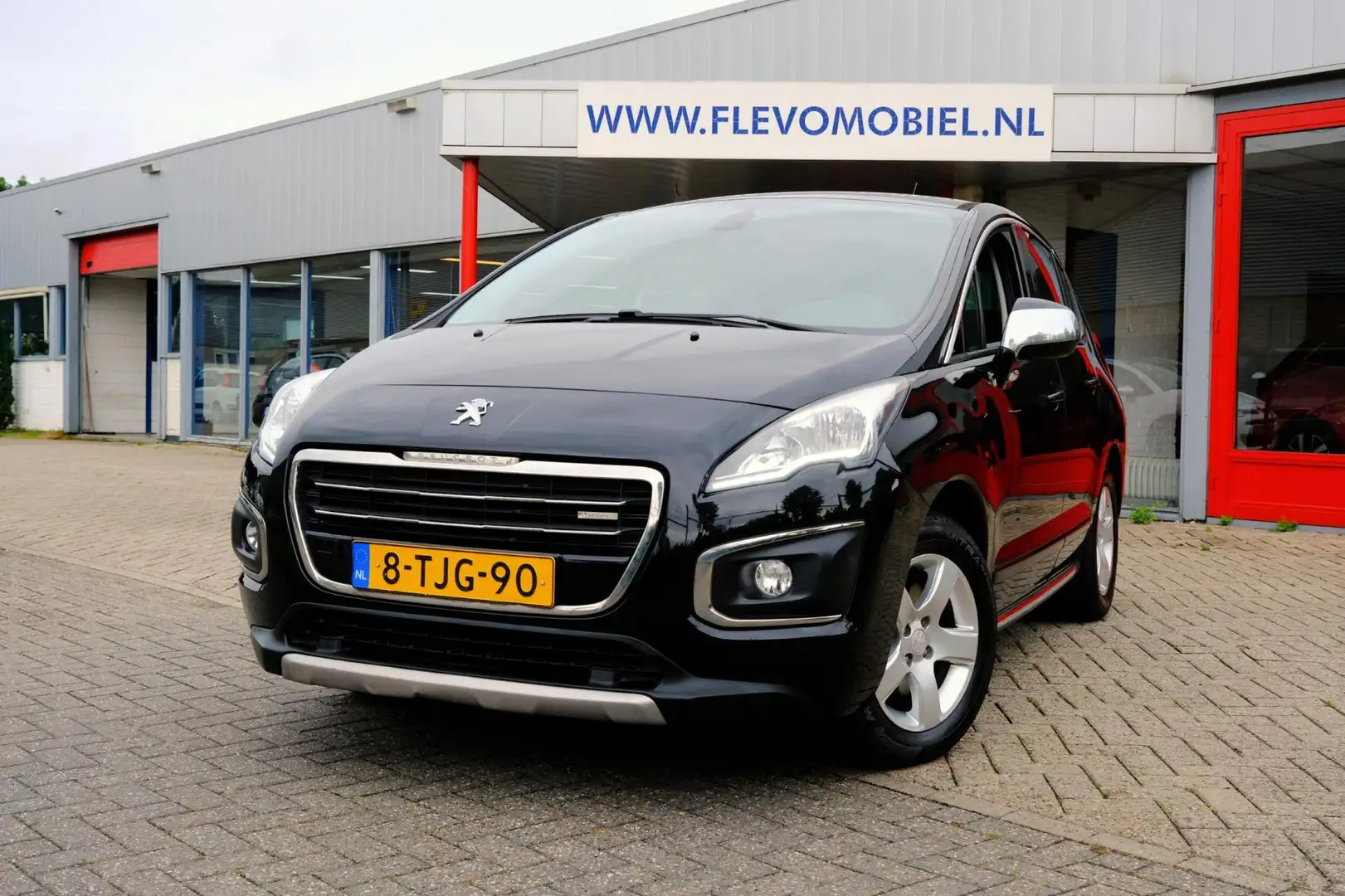 Peugeot 3008 2.0 HDi HYbrid4 Blue Aut. Navi|Pano|Cruise|LMV|PDC Zwart - 1