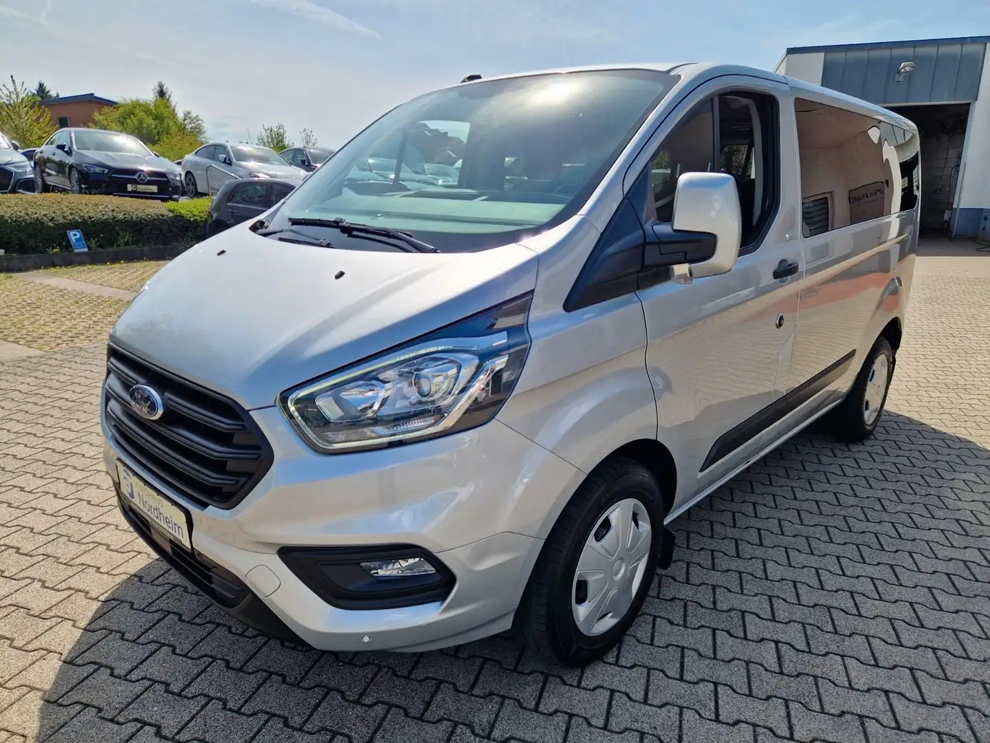Ford Transit Custom Kombi 320 L1 Tourneo 8-Sitzer/AHK Argento - 1