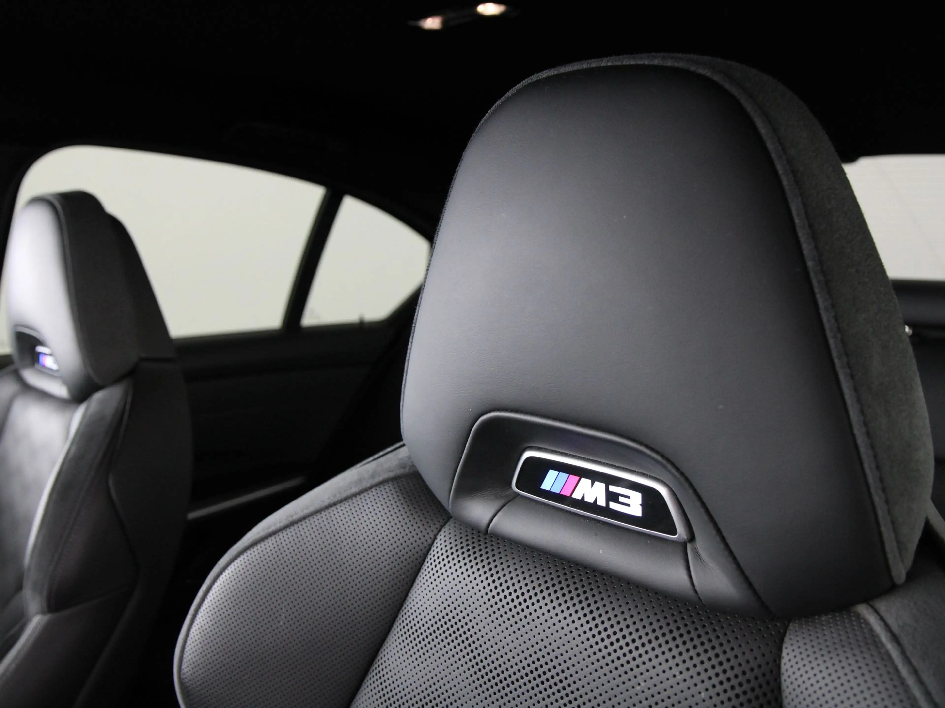 BMW M3 xDrive Competition — photo 7