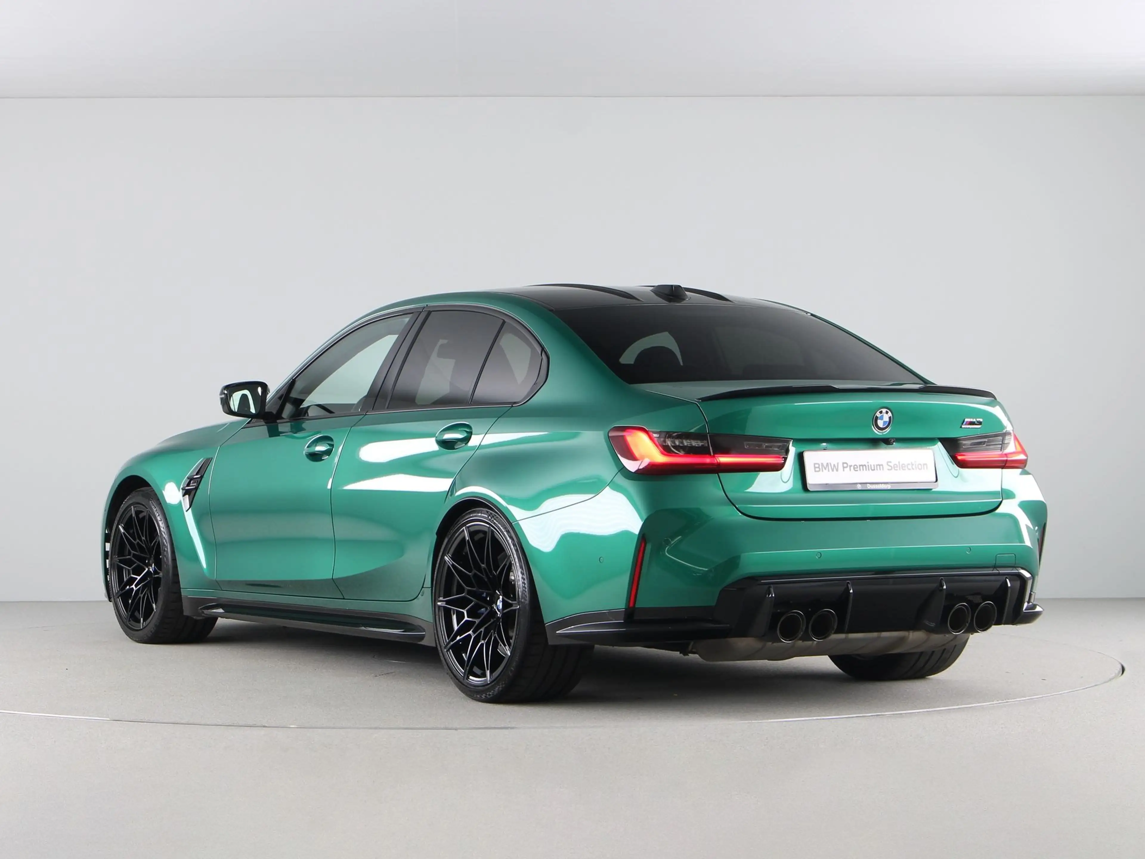 BMW M3 xDrive Competition — photo 13