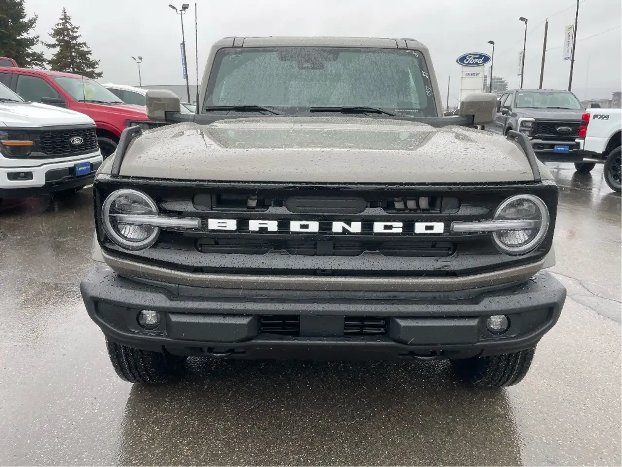 Ford Bronco снимка Ford Bronco