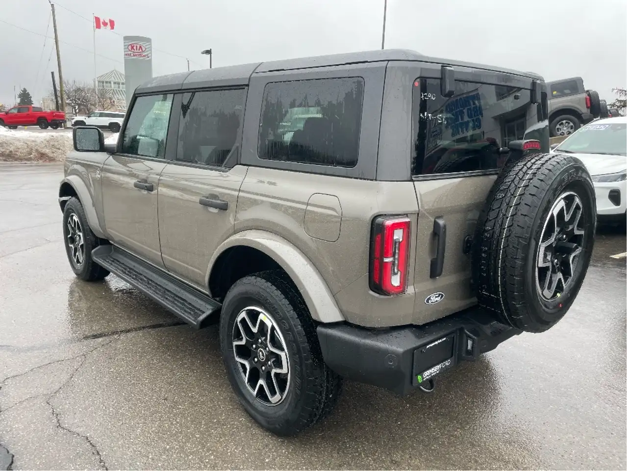 Ford Bronco снимка Ford Bronco