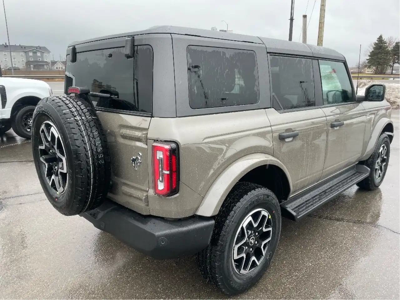 Ford Bronco снимка Ford Bronco
