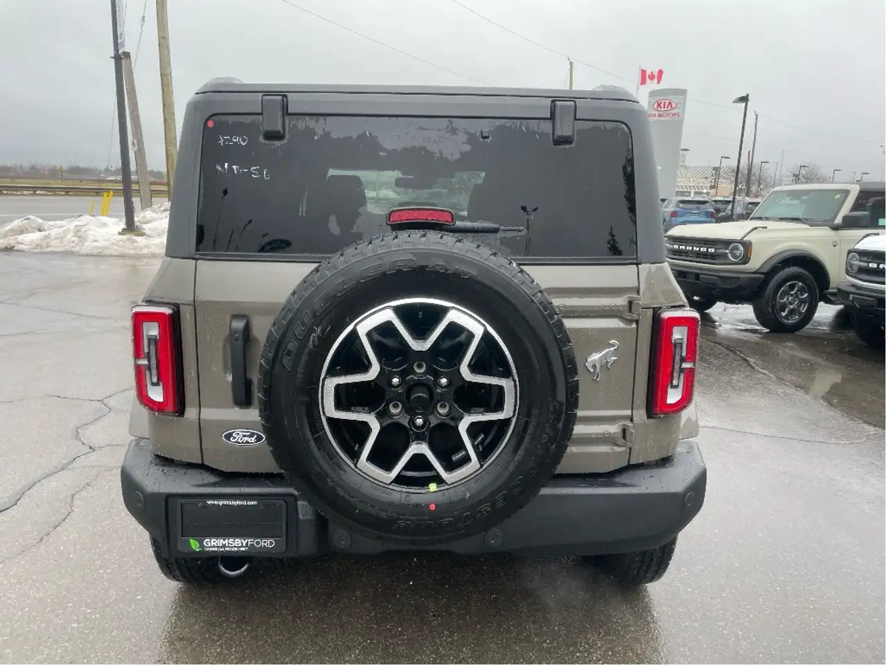 Ford Bronco снимка Ford Bronco