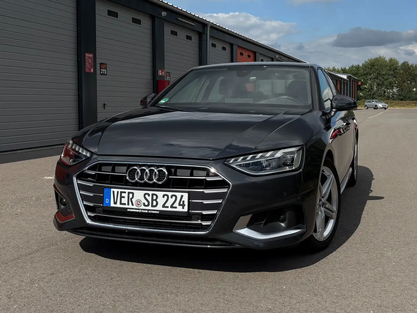 Audi A4 35 TFSI S-tronic advanced Grau - 2