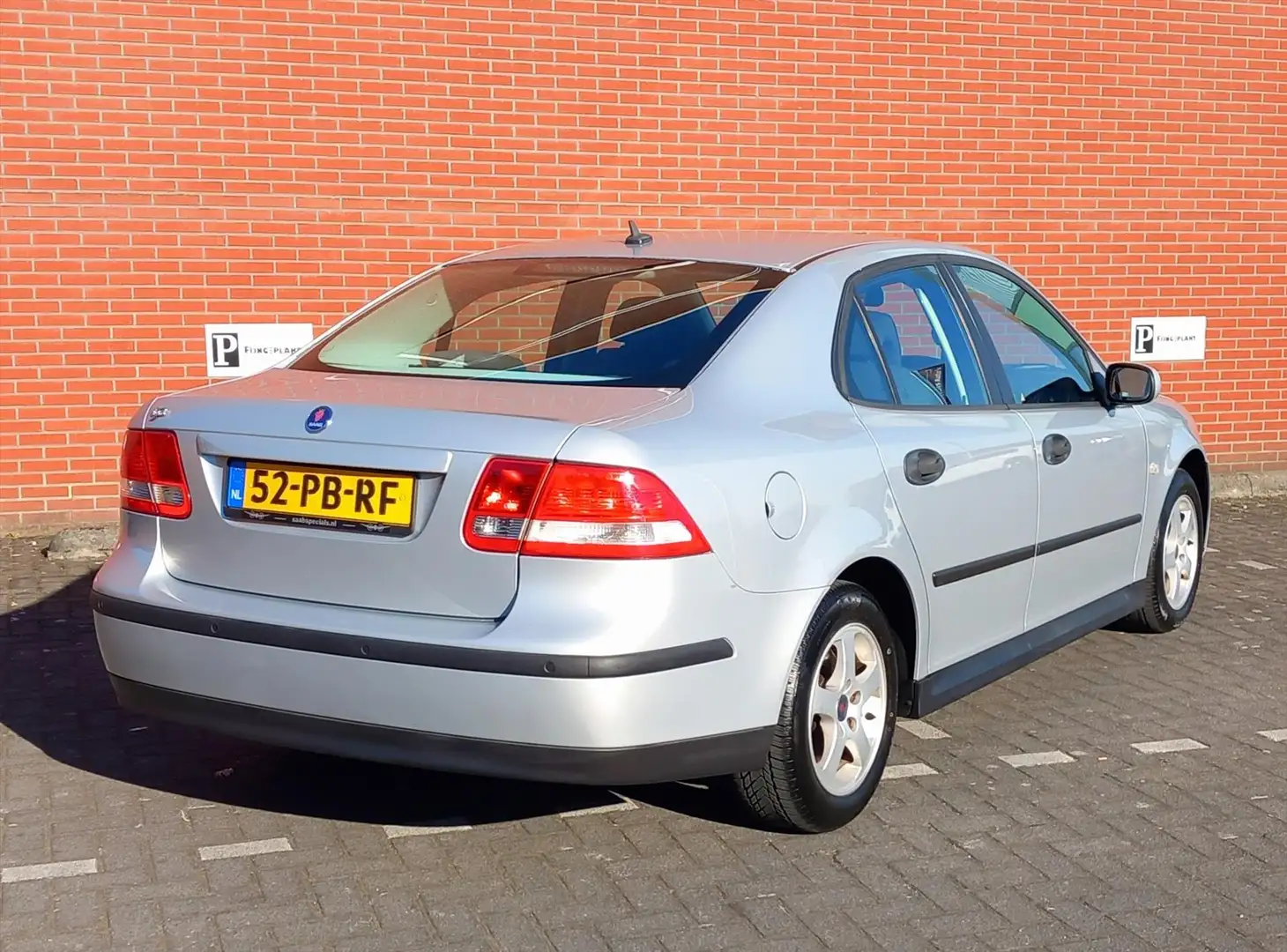 Saab 9-3 1.8 I SPORT SEDAN Linear Business Šedá - 2