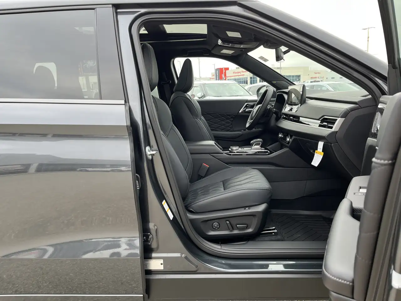 Mitsubishi Outlander снимка Mitsubishi Outlander