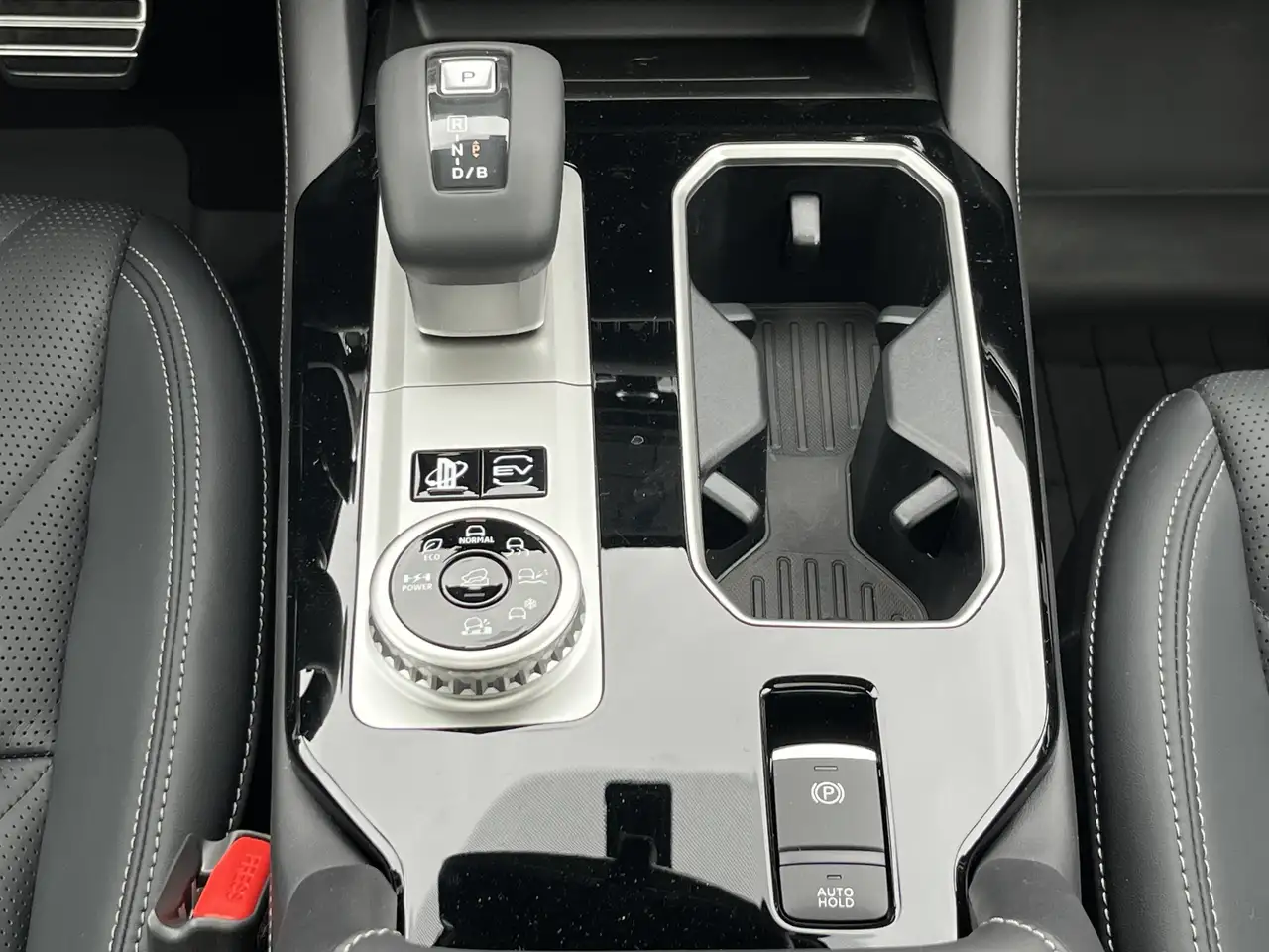 Mitsubishi Outlander снимка Mitsubishi Outlander