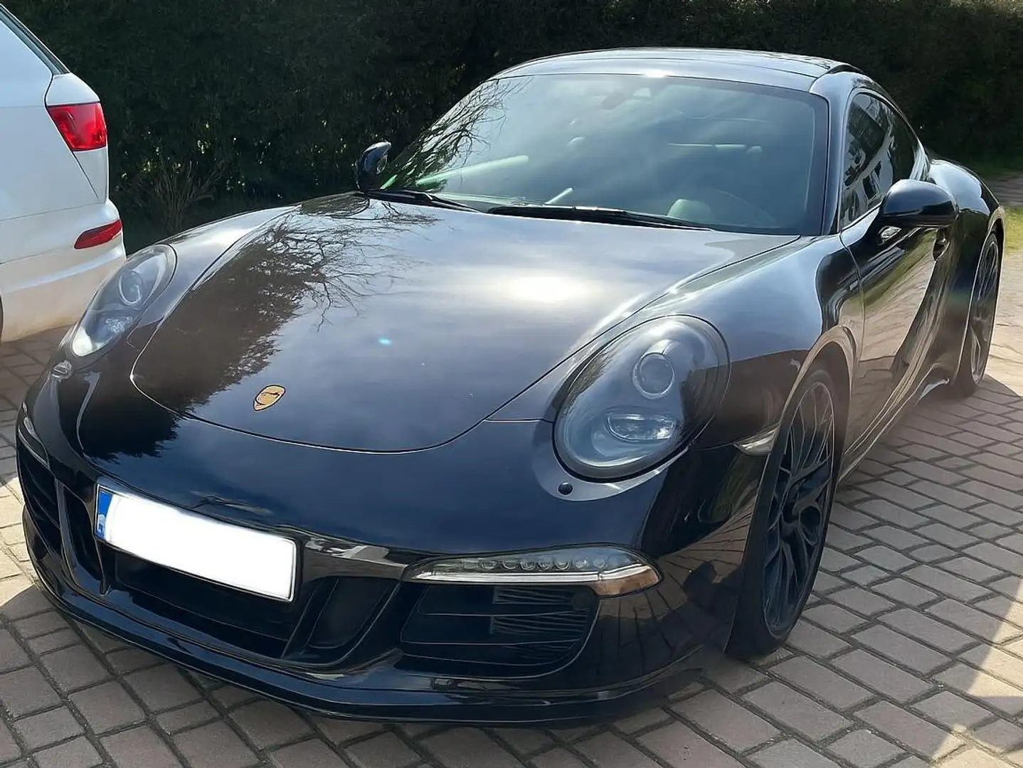 Porsche 991 Carrera 4 GTS - 2