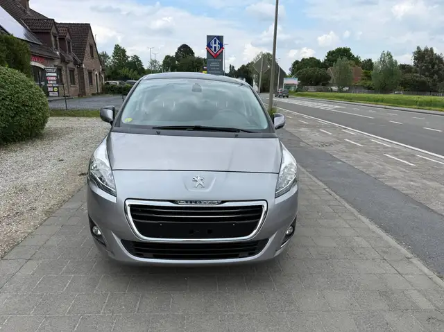 Peugeot 5008 5008 1.6 HDi