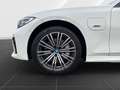 BMW 330 e Touring M Sport/LivePro/CarPlay/Driving/ACC/Park Weiß - thumbnail 16