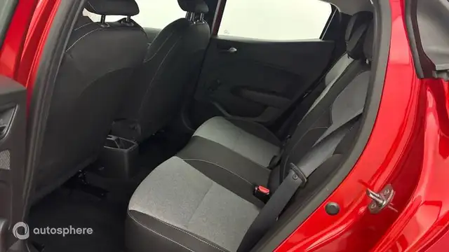 Renault Clio view 13