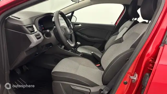 Renault Clio view 12