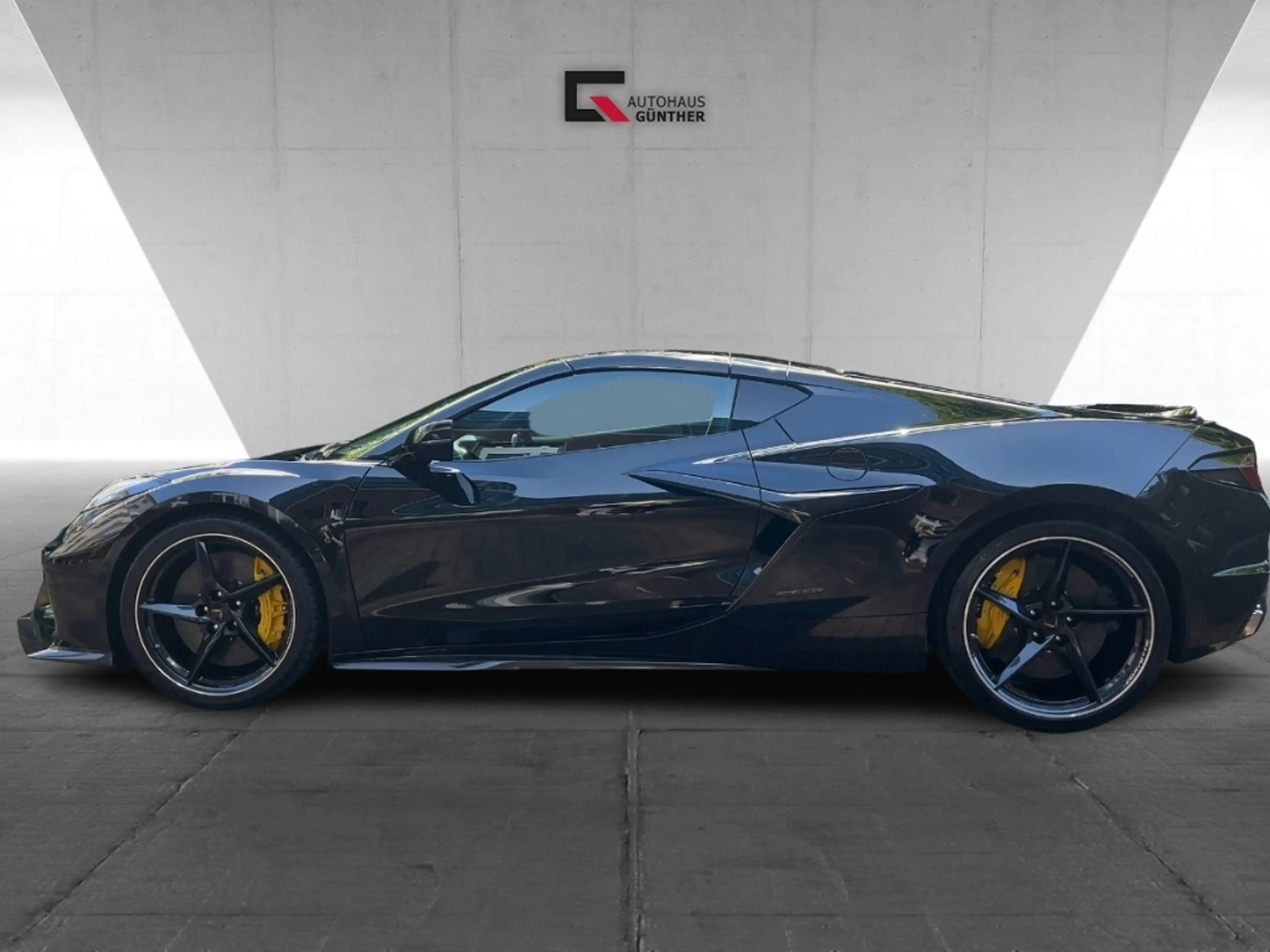 Corvette C8 E-Ray MY25 Coupe 3LZ Carbon — photo 2