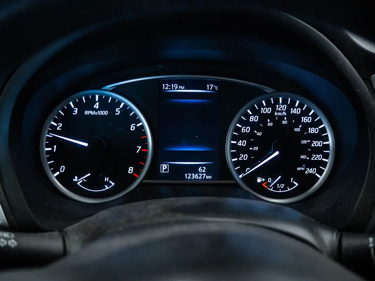 Nissan Sentra снимка Nissan Sentra