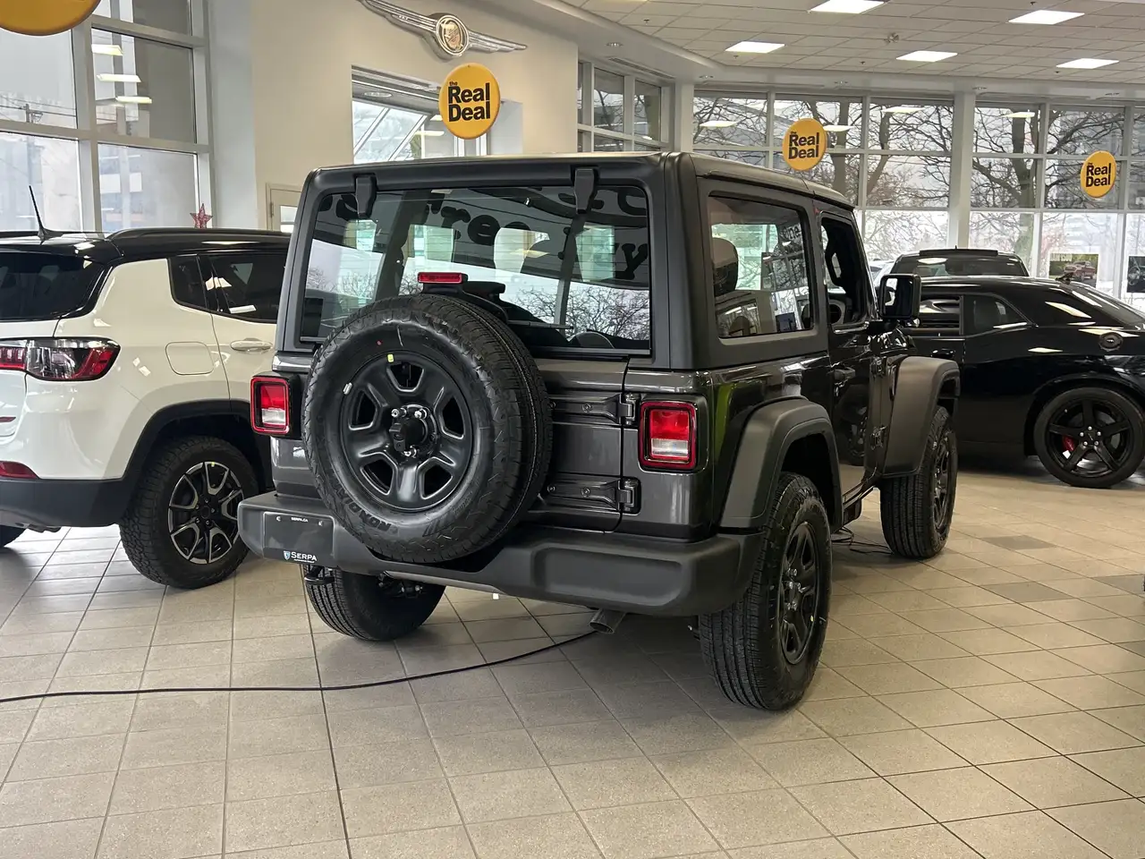 Jeep Wrangler снимка Jeep Wrangler