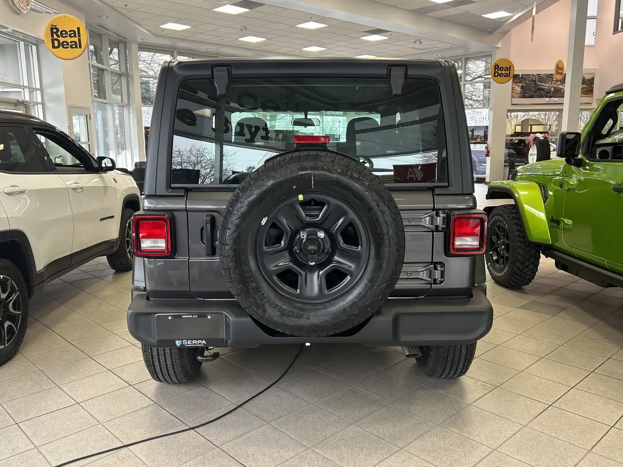 Jeep Wrangler снимка Jeep Wrangler