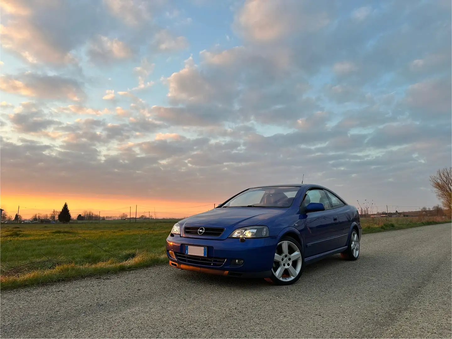 Opel Astra Coupe 2.0t 16v - 1