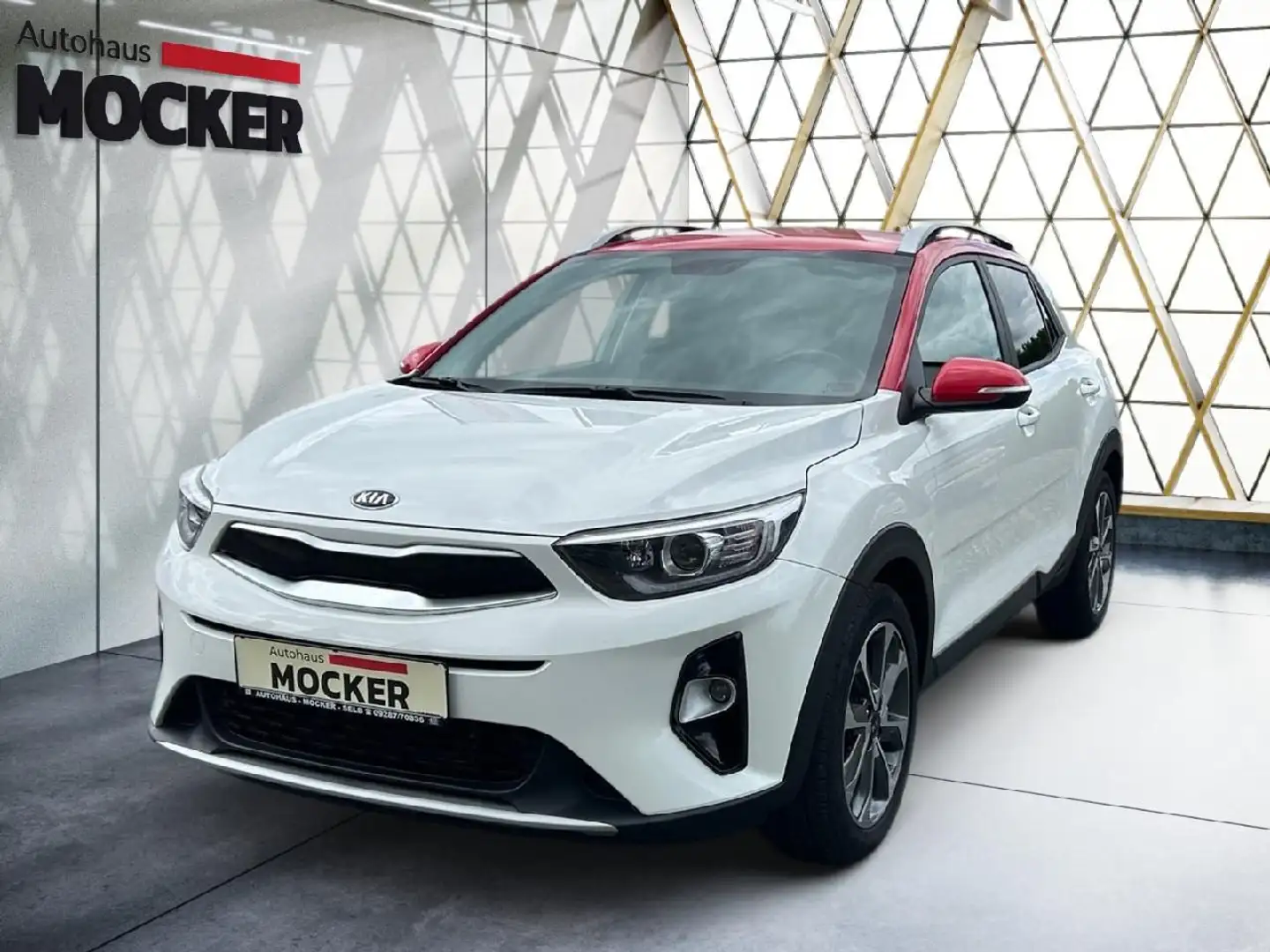 Kia Stonic Vision Blanc - 1