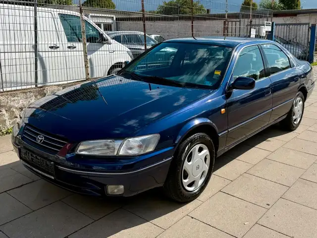 Toyota Camry 2.2 * TÜV NEU * KLIMAAUTOMATIK