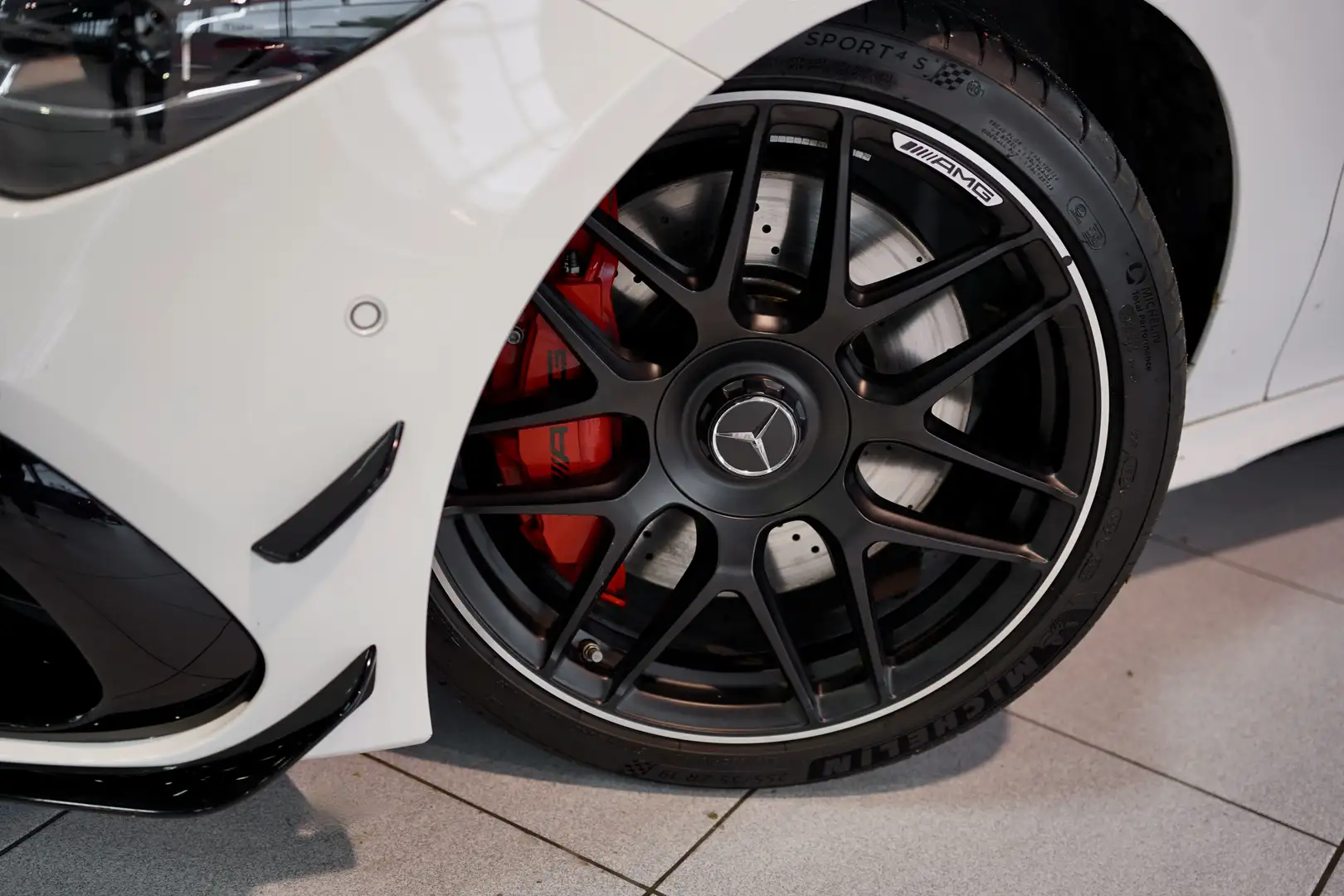 Mercedes-Benz CLA 45 AMG S 4M *2.H *19 *Pano *NightII *Aerody Blanc - 2