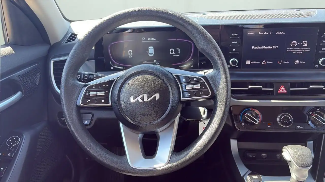 Kia Seltos снимка Kia Seltos