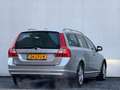 Volvo V70 V70 2.0T Summum Grijs - thumbnail 3