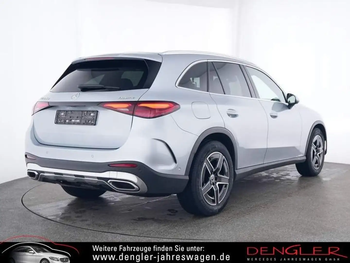 Mercedes-Benz GLC 220 d 4M PANO*AHK*MEMORY AMG Line Advanced+ Silber - 2