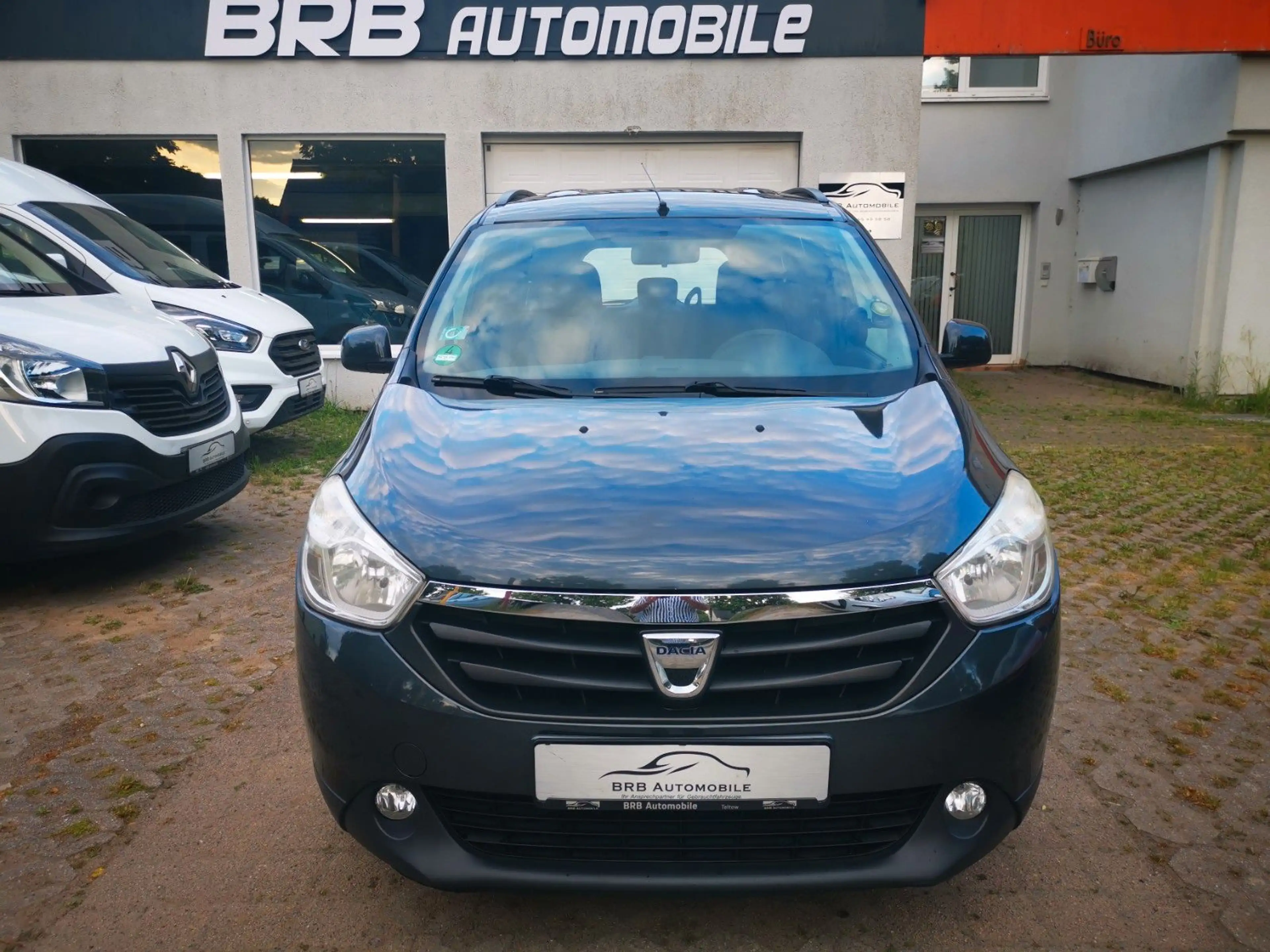 Dacia Lodgy Laureate 1.5 dci 7 Sitzer PDC Navi — photo 3