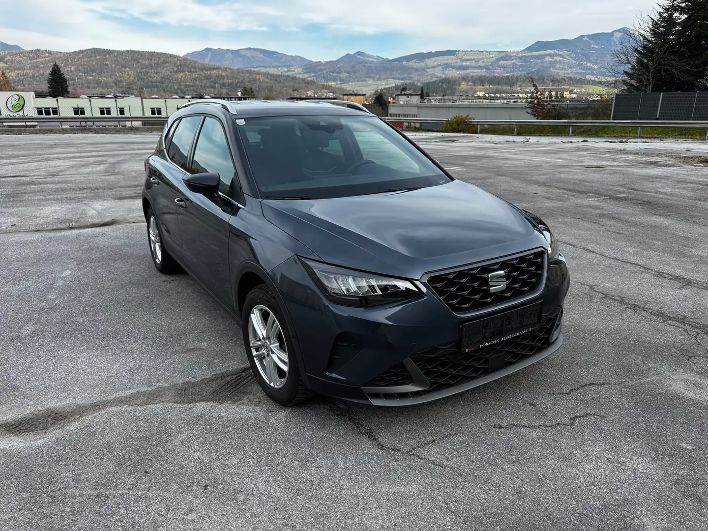 SEAT Arona Arona 1,0 Eco TSI FR FR Grau - 1