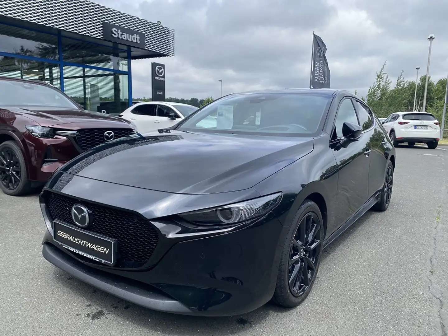 Mazda 3 SKYACTIV-X 2.0 Mazda3 X 2.0 FWD 6GS AL-EDITION 100 Schwarz - 1