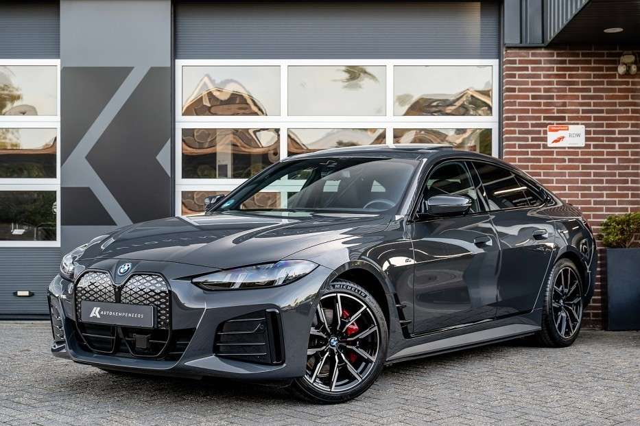 BMW i4