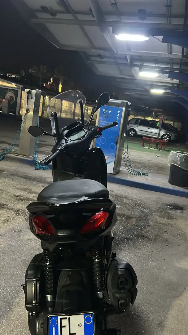 Piaggio Beverly 400 Deep black - 1