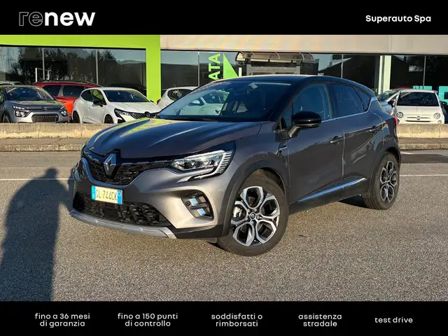 Renault Captur 1.6 E-Tech hybrid Techno Fast Track 145cv auto