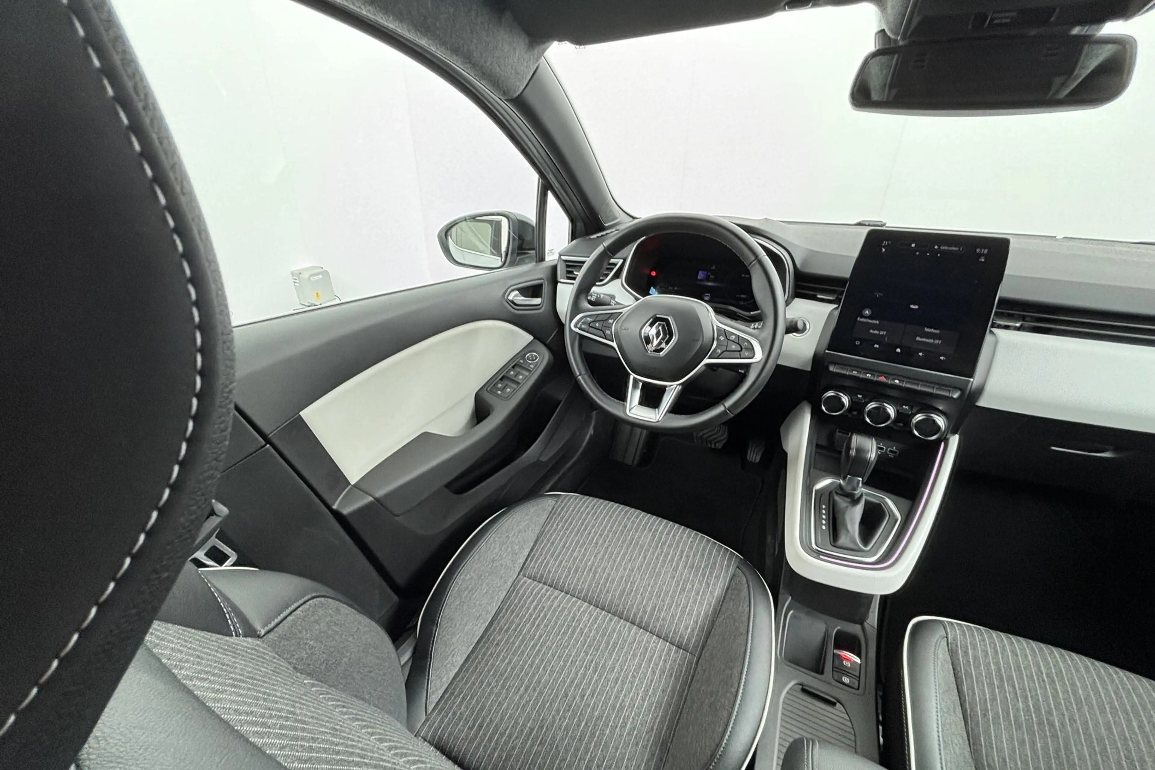 Renault Clio 1.6 E-Tech Hybrid 145 Techno Zuinig hybride rijple — photo 13